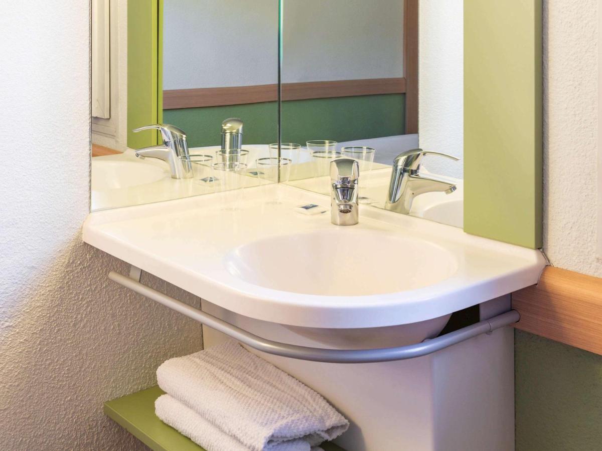 Ibis Budget St Gratien - Enghien-Les-Bains Saint-Gratien Dış mekan fotoğraf
